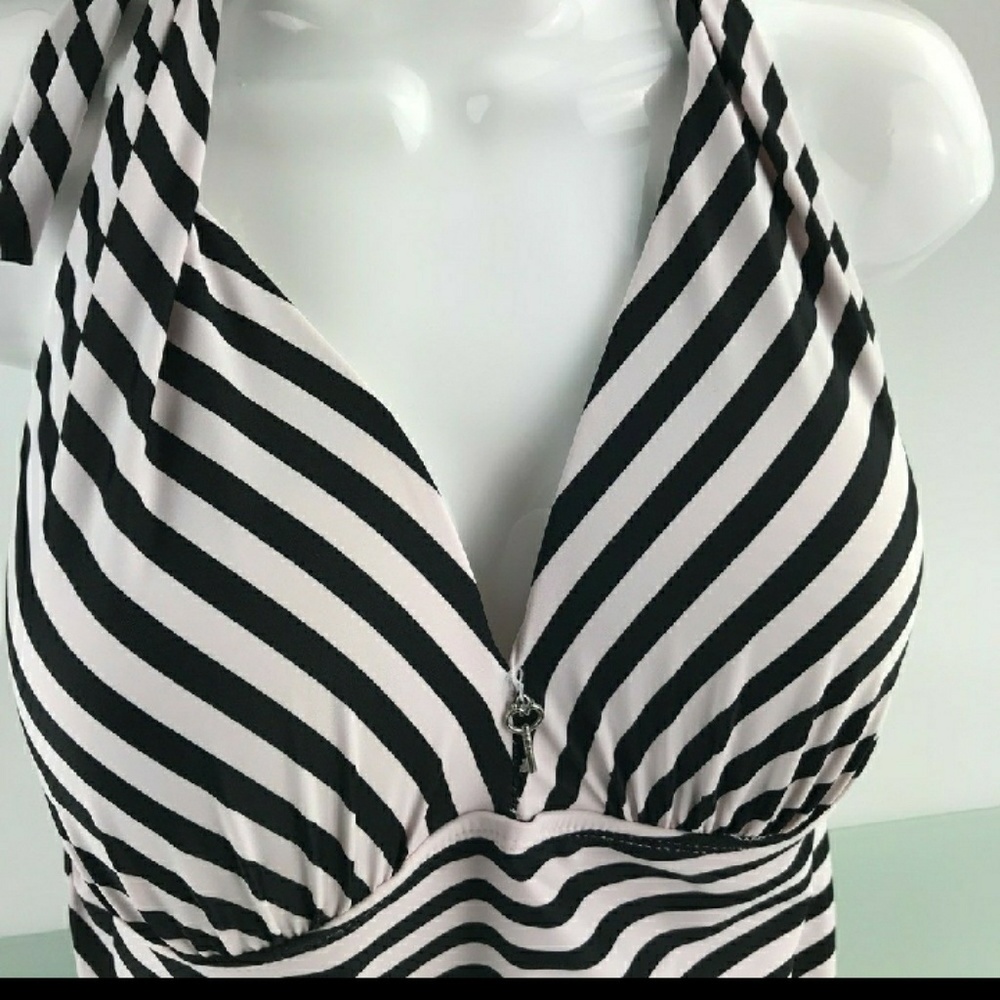 Sexy black and white stripped bathing suit top